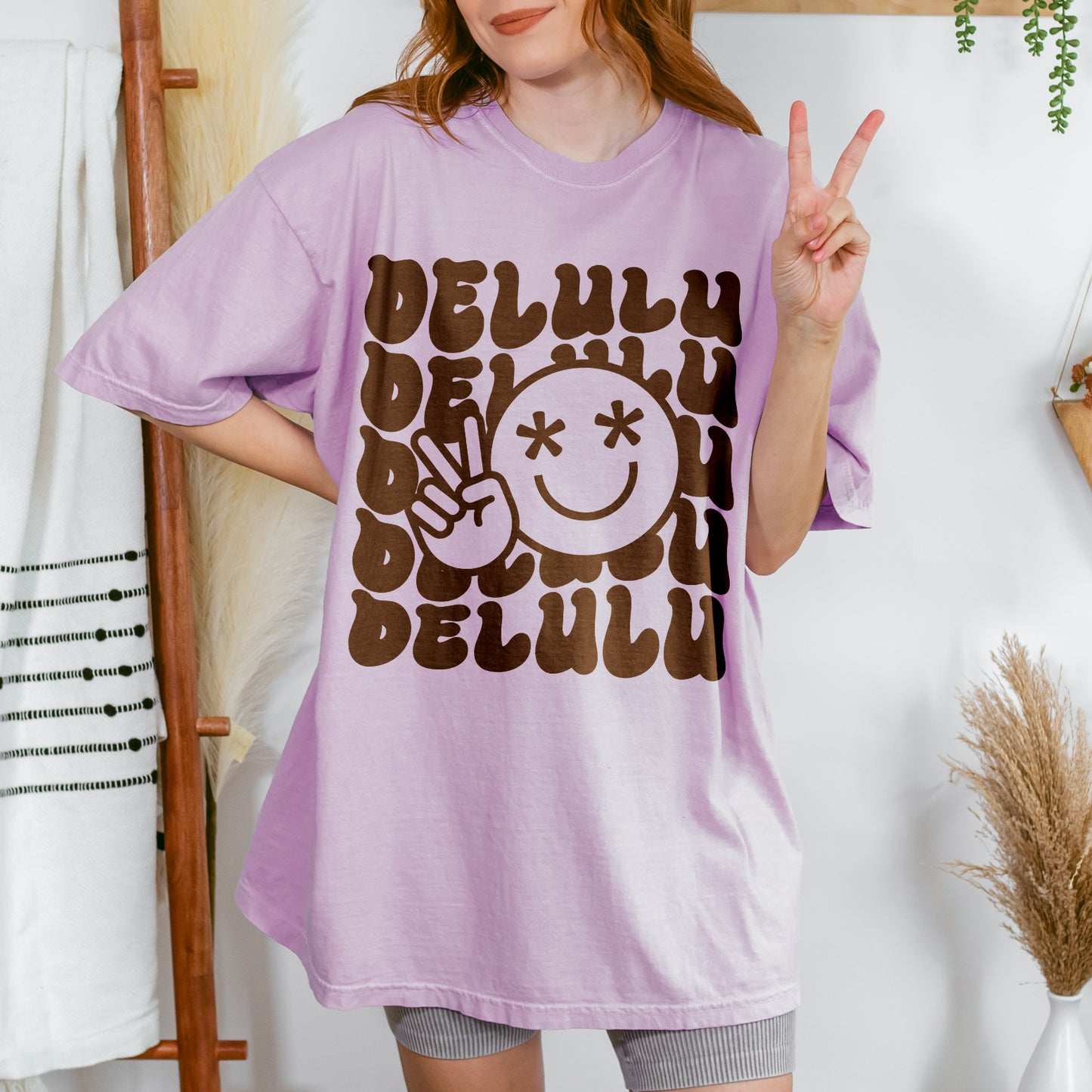 Delulu - Peace Out | Unisex T-shirt